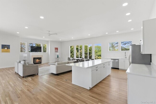 Building Photo - 83 Prospect Hill Ln