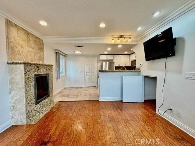 Building Photo - 1798 Pomona Ave