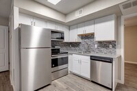 Interior Photo - Escondido Apartments