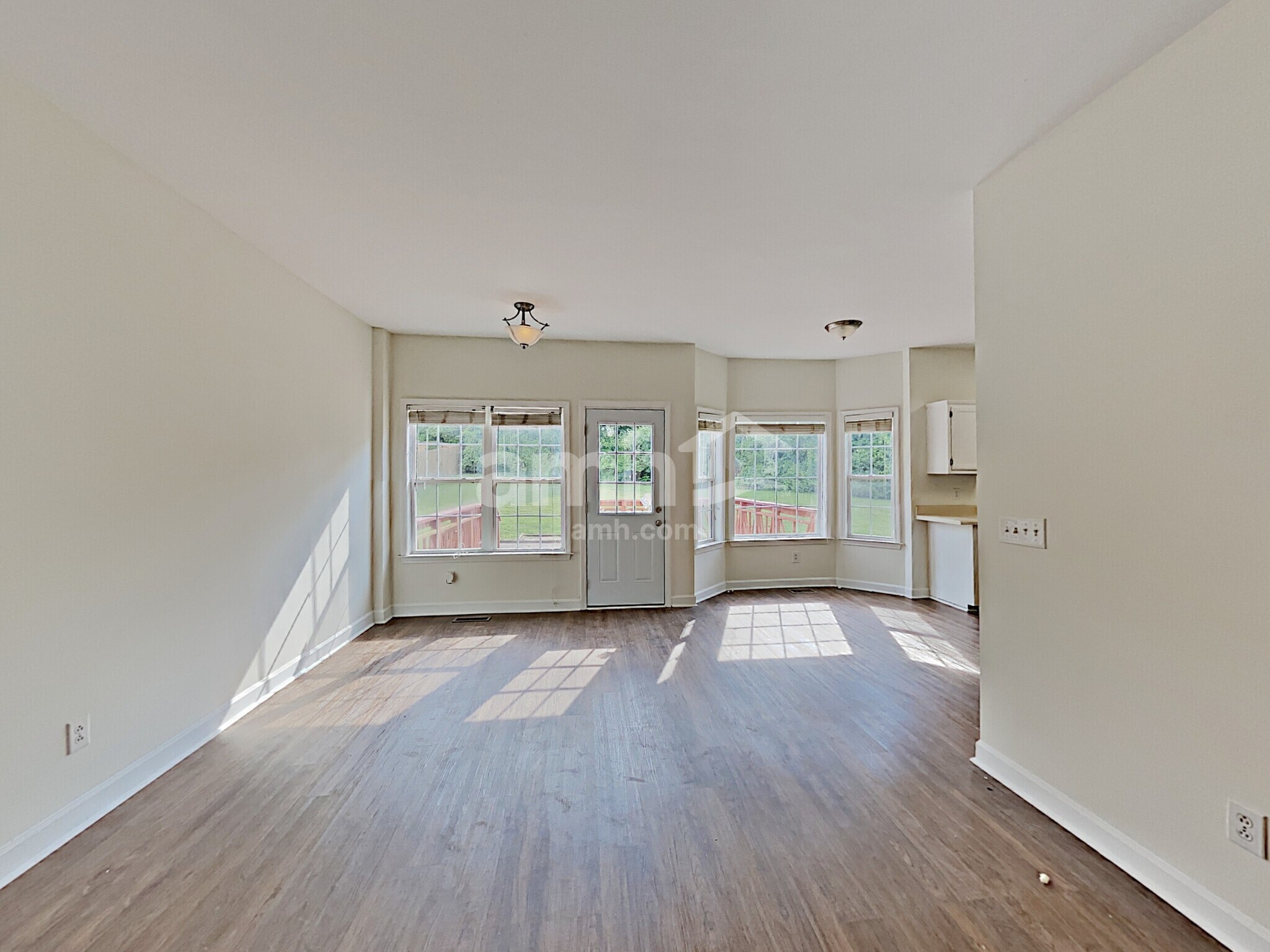 Building Photo - 2709 Aston Woods Ln