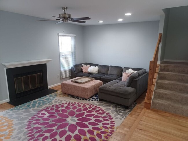 Building Photo - 8028 Valleys Crest Ct