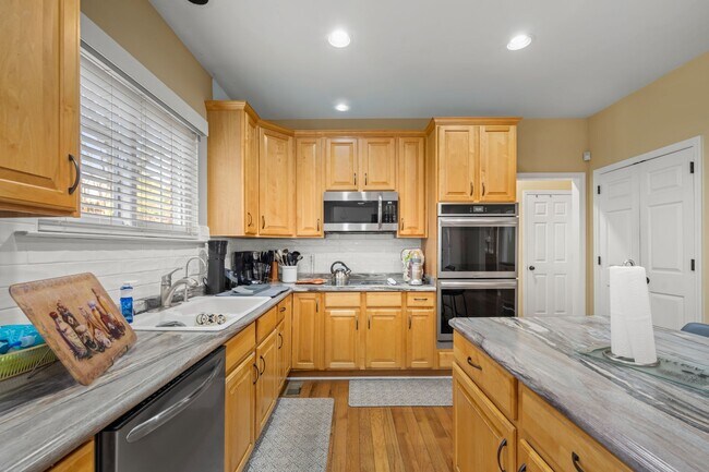 Building Photo - 308 Stone Heath Ct