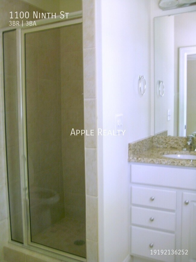 Building Photo - 1100 9th St