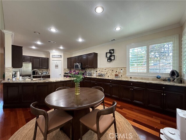 Building Photo - 12210 Vista Ct