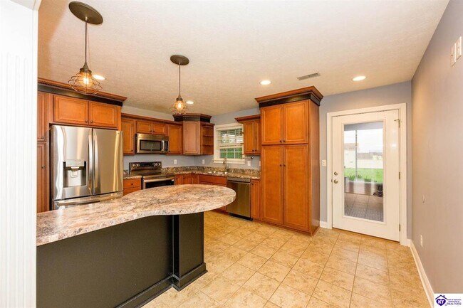 Building Photo - 100 Radford Ct
