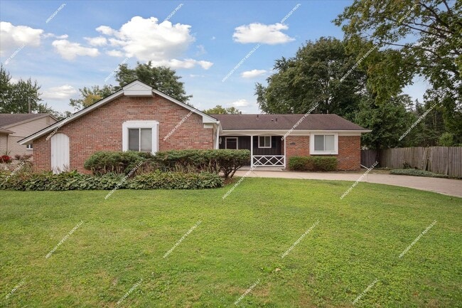 Building Photo - Rare Rental! Beautiful 1900 sq ft 3-bedroo...