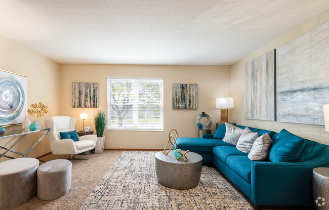 Spacious Living Room with Wood Style Blinds - The Residences At Breckenridge