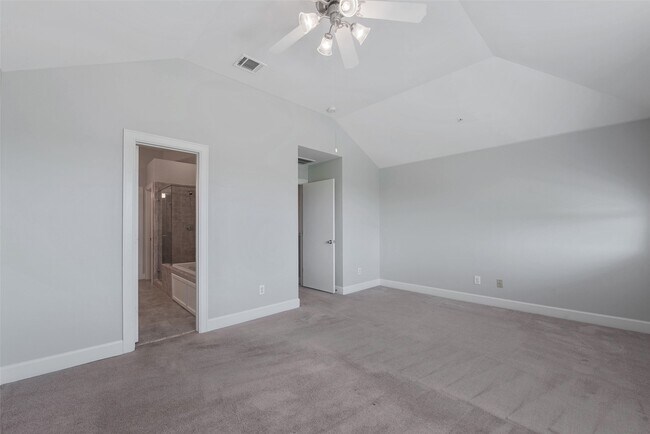 Building Photo - 7650 Springhill St