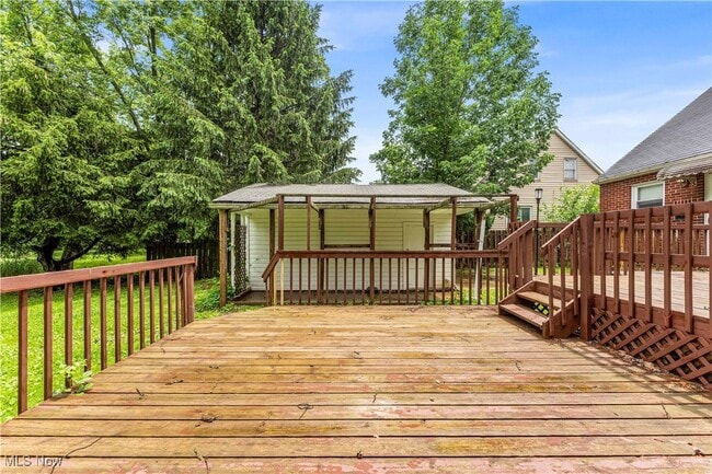 Building Photo - 13803 Wolf Ave