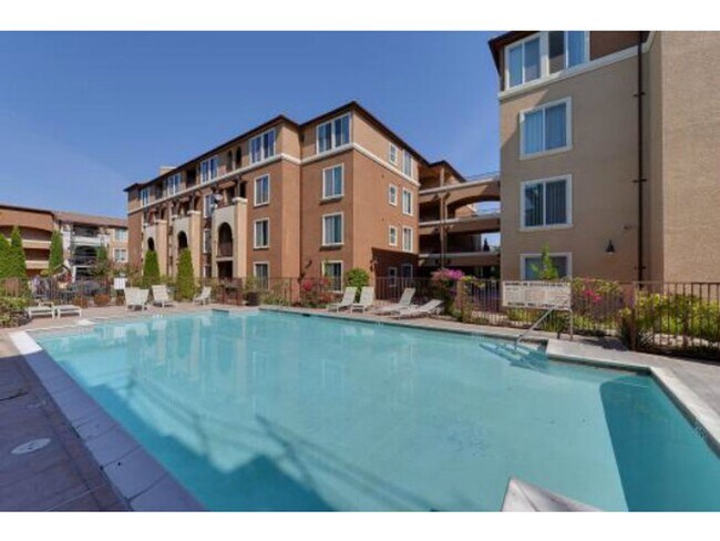 Building Photo - Resort-Style Condo Living at Villa Cortina