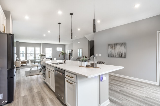 Building Photo - 9744 Junction Sta