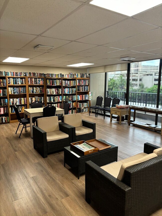 Building Photo - Available May 1, 2026 | Furnished 1 Bedroom, 1 bathroom and 1 assigned parking