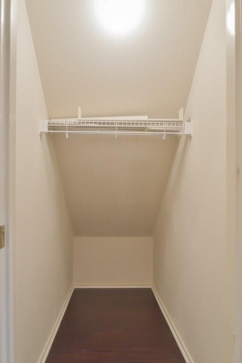 Building Photo - 520 Fort Thomas Pl