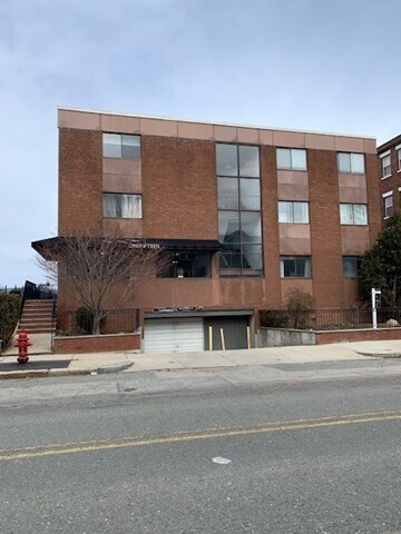Building Photo - 115 Highland Ave