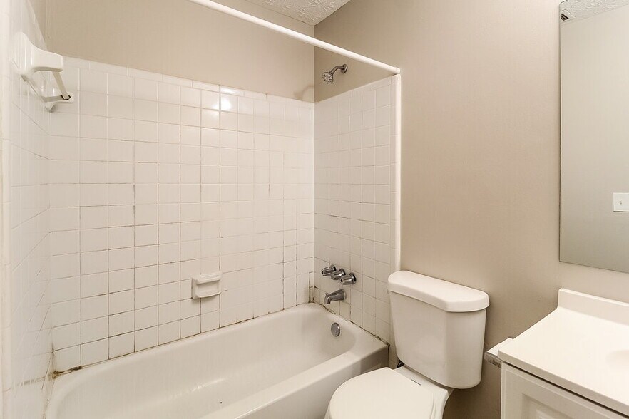 Building Photo - 2357 Deep Shoals Cir