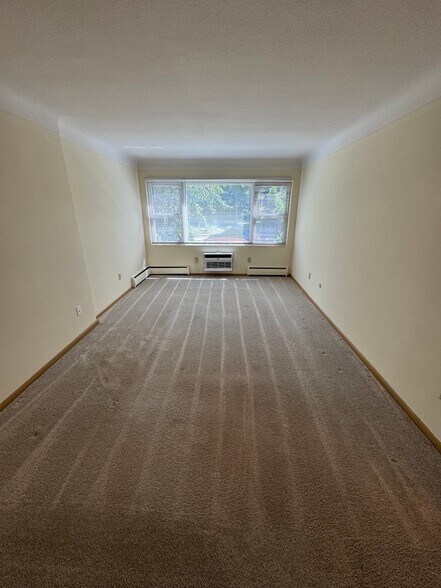 Building Photo - 1161 St Clair Ave