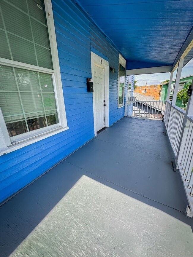 Building Photo - 3114 Avenue M 1/2