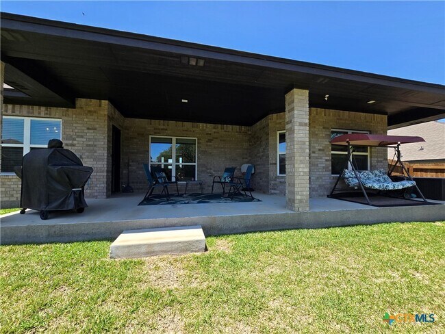 Building Photo - 7802 Gold Dr