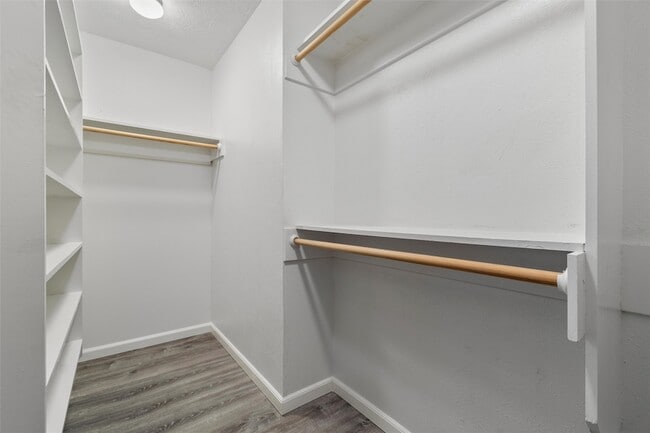 Building Photo - 5316 Yager Dr