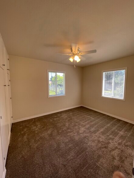 Building Photo - 6605 NE 135th Ave