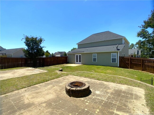 Building Photo - 1604 Kershaw Loop