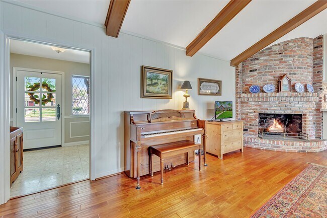 Building Photo - 18623 Prince William Ln