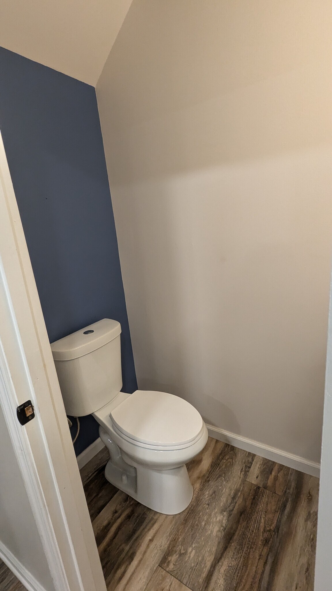 Building Photo - 2107 Alpine Rd