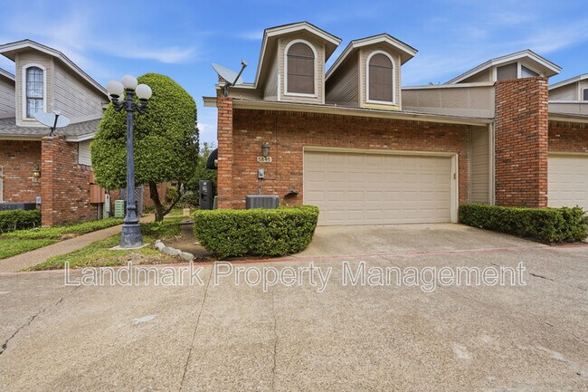 Building Photo - 5845 Water Ridge Dr