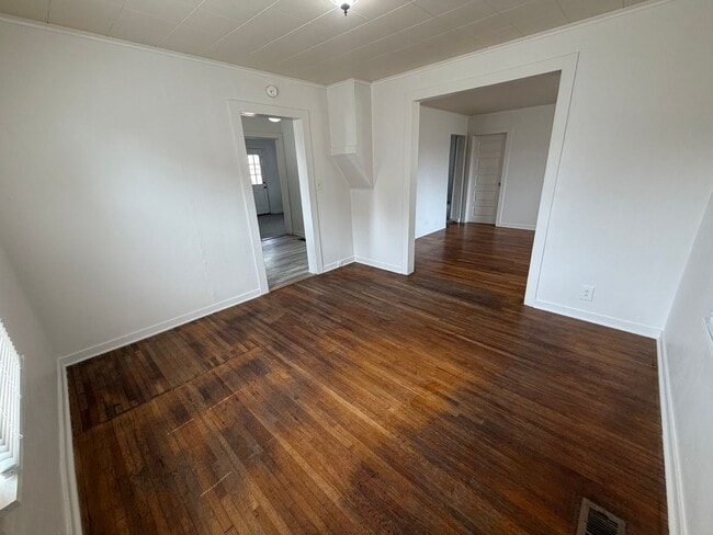 Building Photo - 4611 N Adams St