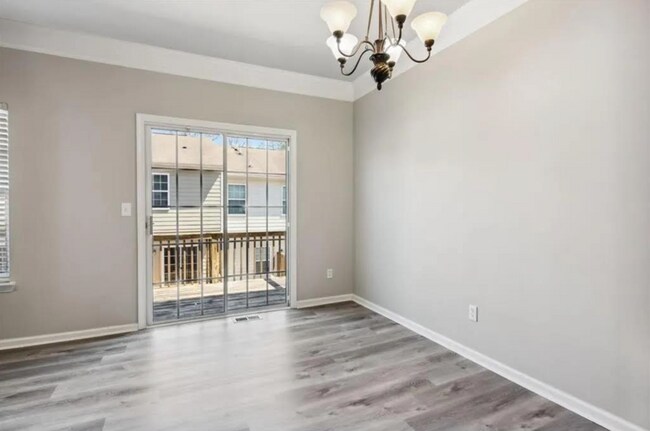 Building Photo - 2200 Landing Walk Dr