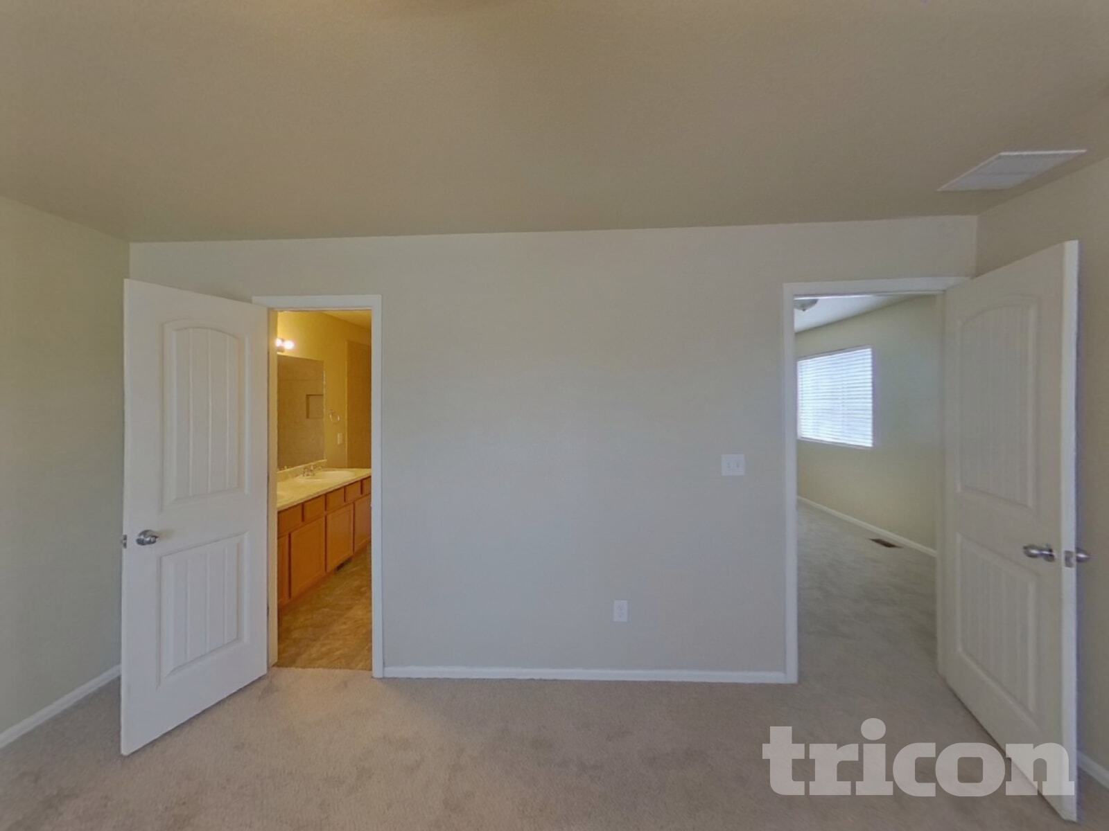 Building Photo - 2528 Gilpin Ave