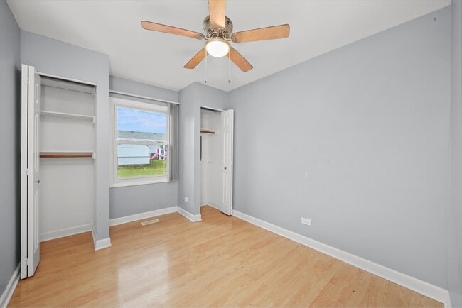 Building Photo - 8218 N Carrolton Ct