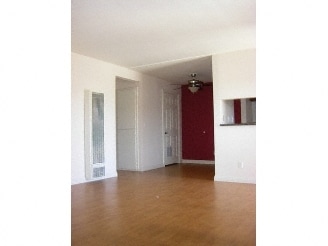 Building Photo - 1021 Temple Ave