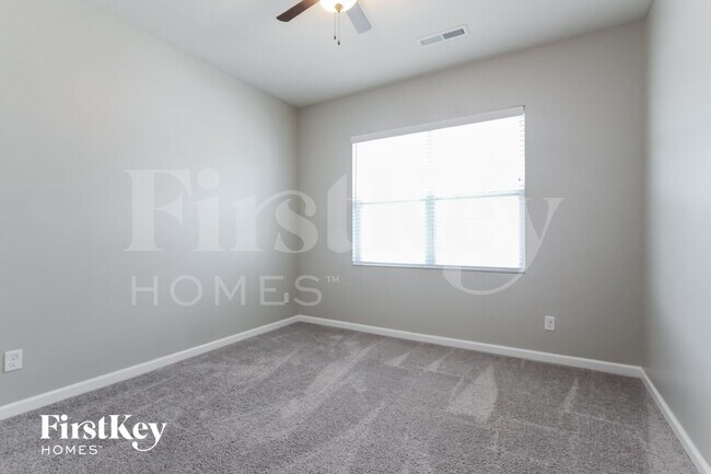 Building Photo - 6035 Aspen Meadow Dr
