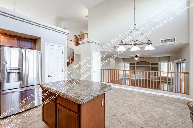 Building Photo - 14958 W Cameron Dr