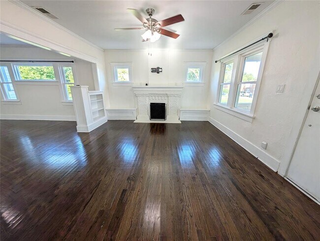Building Photo - 1200 NW 33rd St