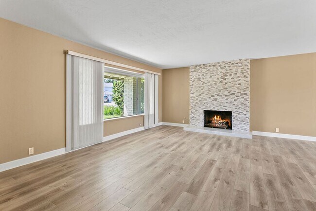 Building Photo - Move-In Special - 50% Off First Month’s Rent! Upgraded Pool Home in Wonderful Mission Viejo Neigh...