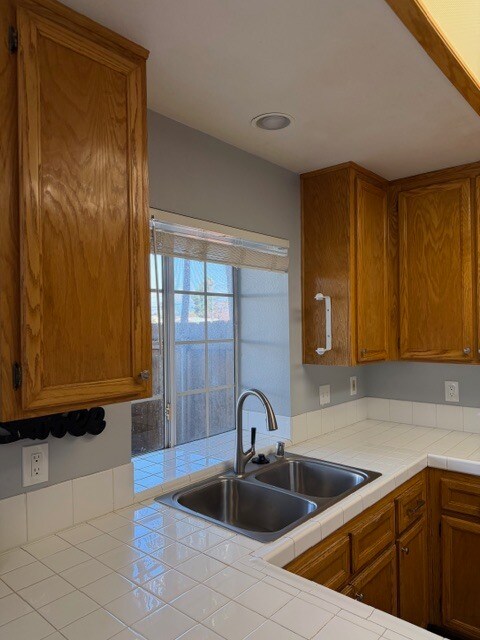 Building Photo - 1190 5th Ave