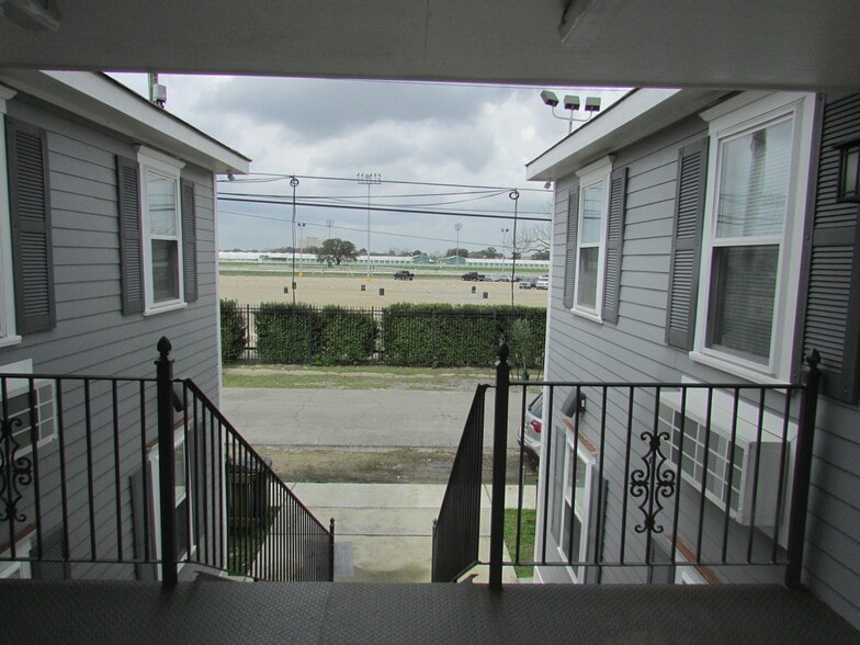 Building Photo - 3040 Fortin St