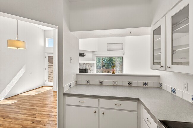 Building Photo - 2324 N Whispering Pines Way