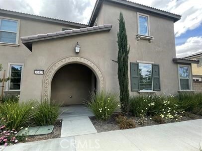 Primary Photo - 30433 Village Knoll Dr