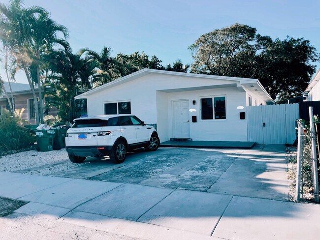 Building Photo - 3574 SW 25th Terrace