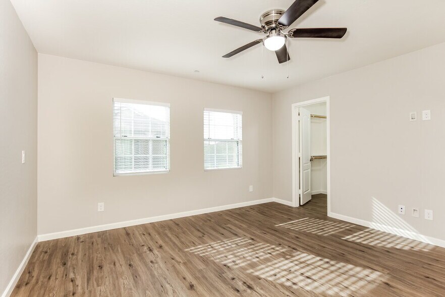 Building Photo - 29082 N 124th Ln