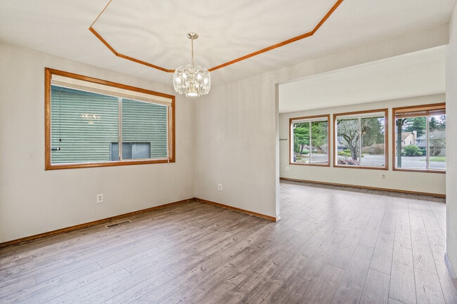 Building Photo - 4521 186th Ave SE