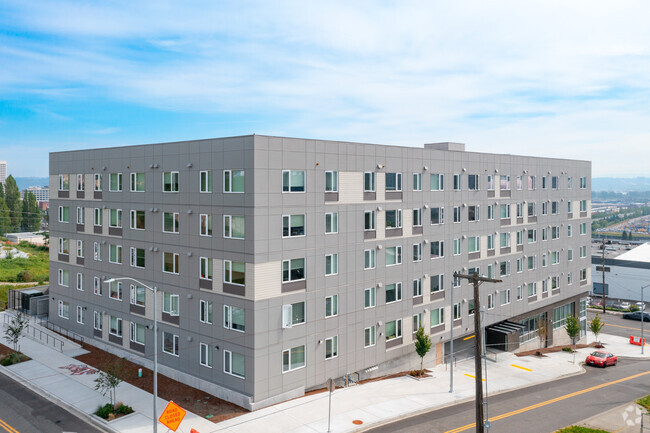 Building Photo - Jefferson Yards