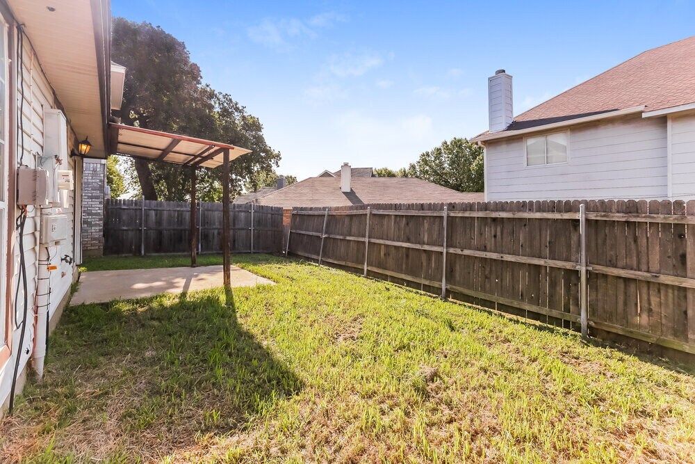 Building Photo - 7404 Arbor Park Dr