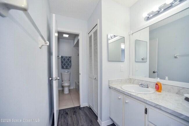 Building Photo - 3165 South St