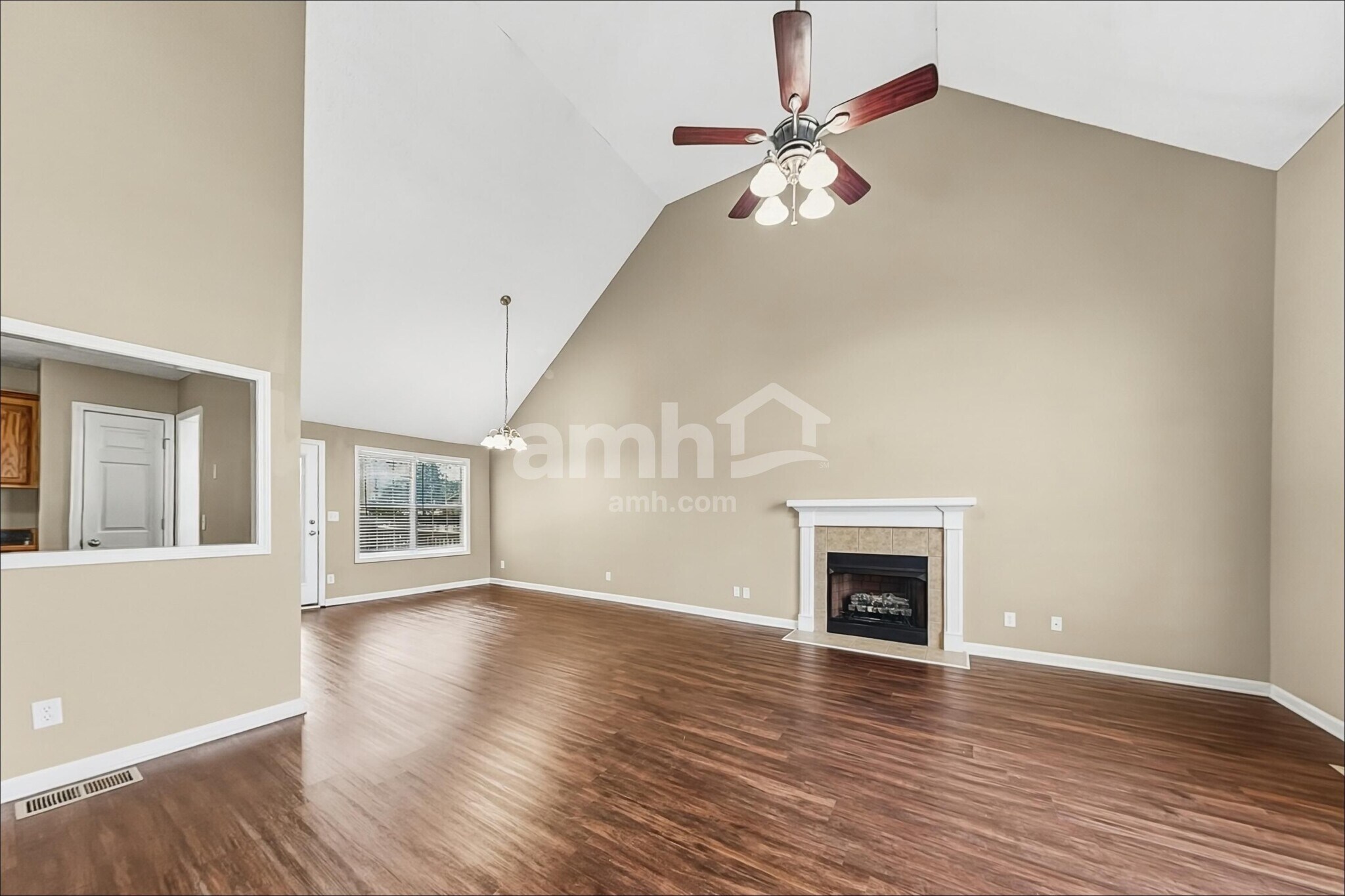 Building Photo - 3713 Kendra Ct N