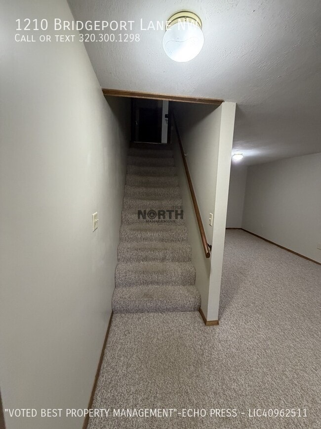 Building Photo - 1210 Bridgeport Ln NW