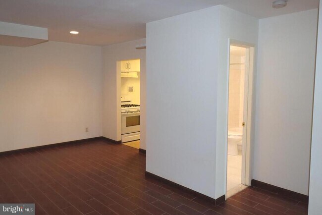 Building Photo - 10850 Green Mountain Cir